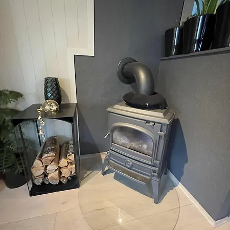 Arctic Paradise - 4 Bedroom In Tromsø