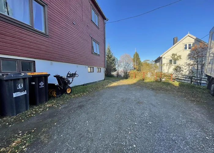 Arctic Paradise - 4 Bedroom In Appartement *