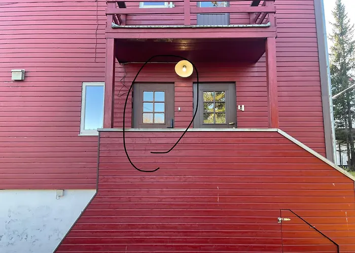 Arctic Paradise - 4 Bedroom In Appartement